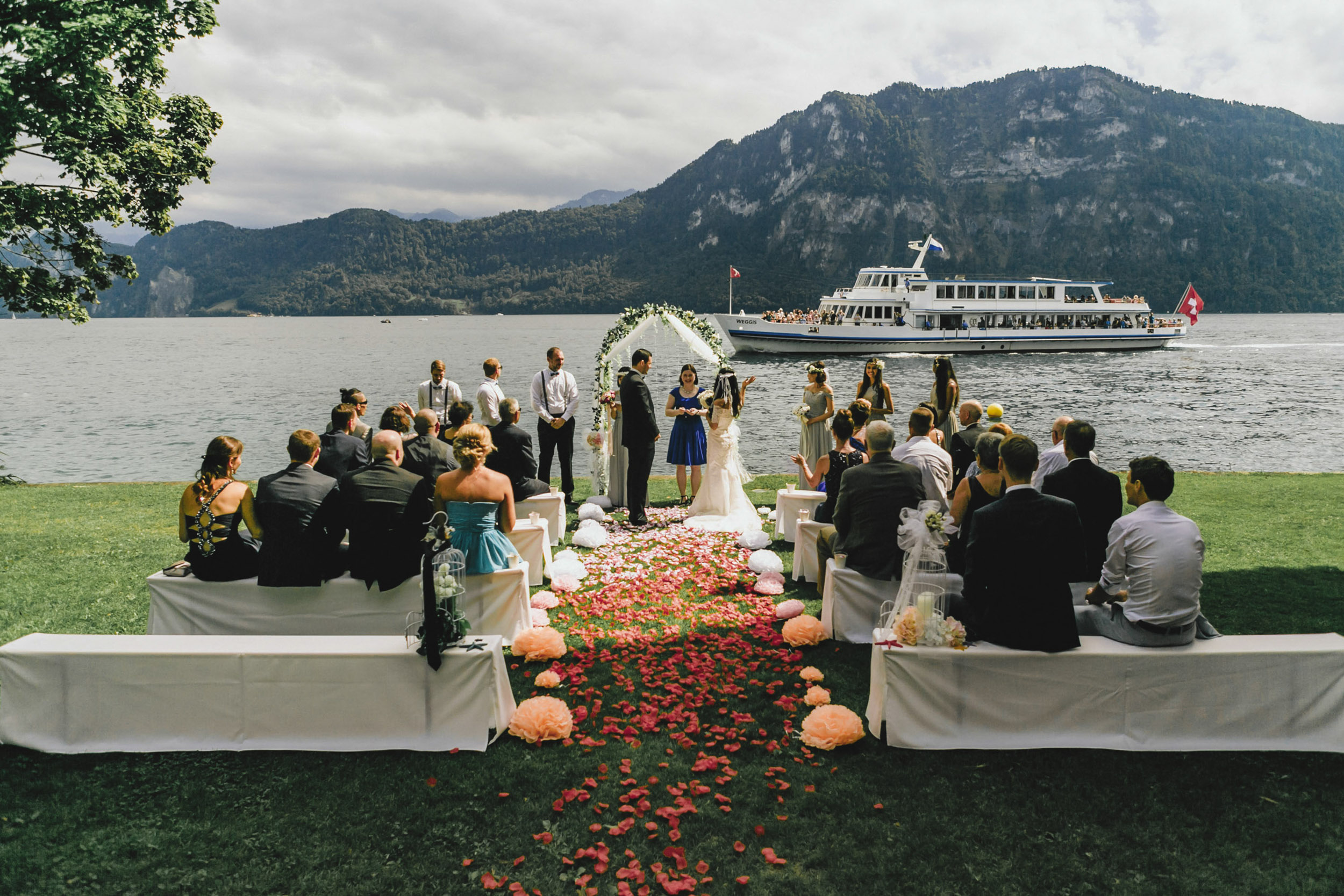 hochzeitsfotografie-schweiz_wedding-photographer-switzerland-europe_Bendik-Photography-023